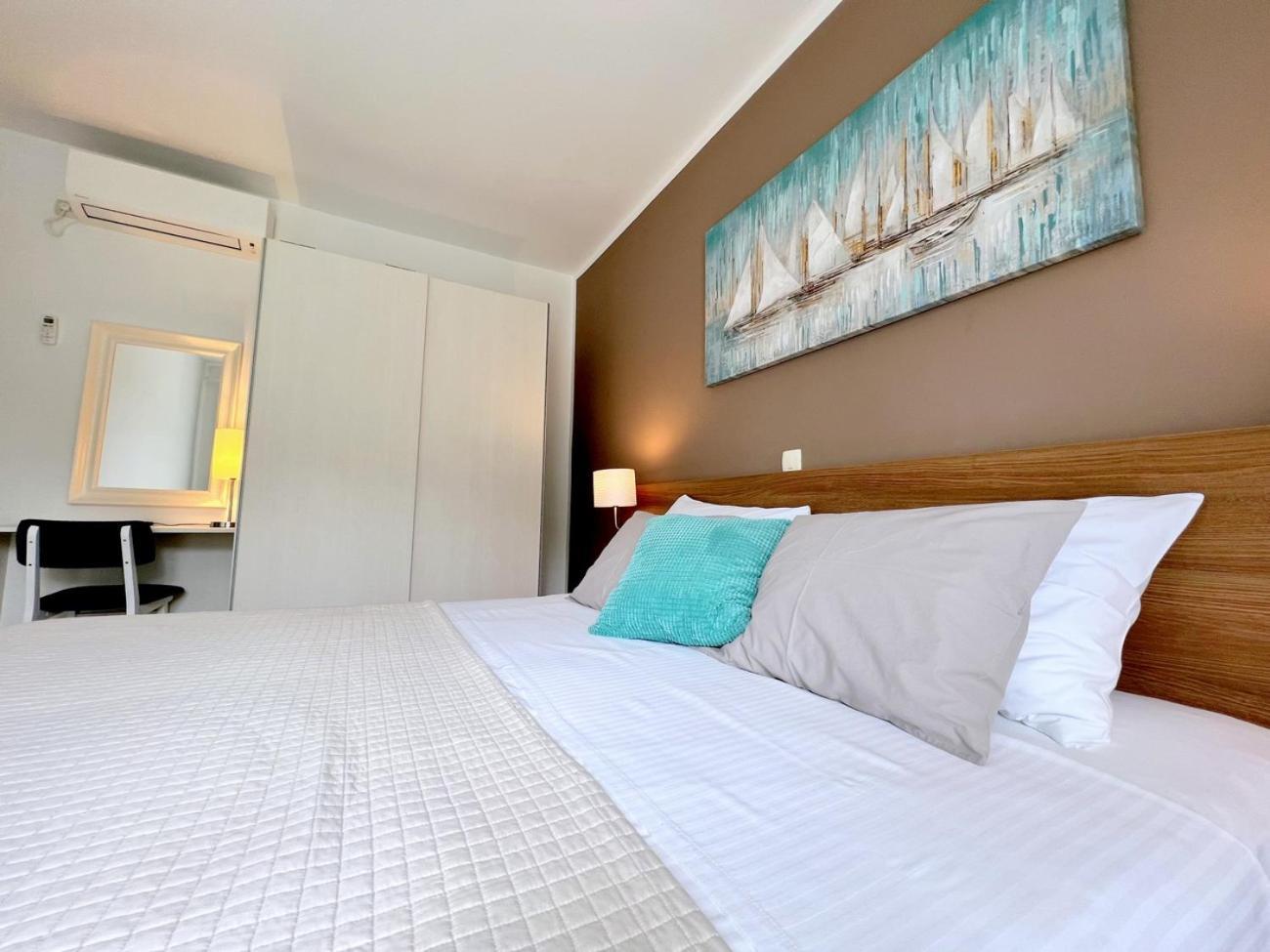 Apartments Muntidor Palit Exterior photo